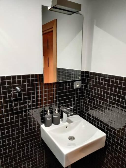 Iaros La Roca Apartment Сантандер Екстериор снимка